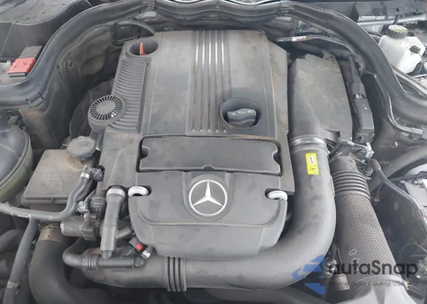 2012 Mercedes-Benz C 250 Luxury/Sport из США, поврежденный, VIN WDDGF4HB7CA628457